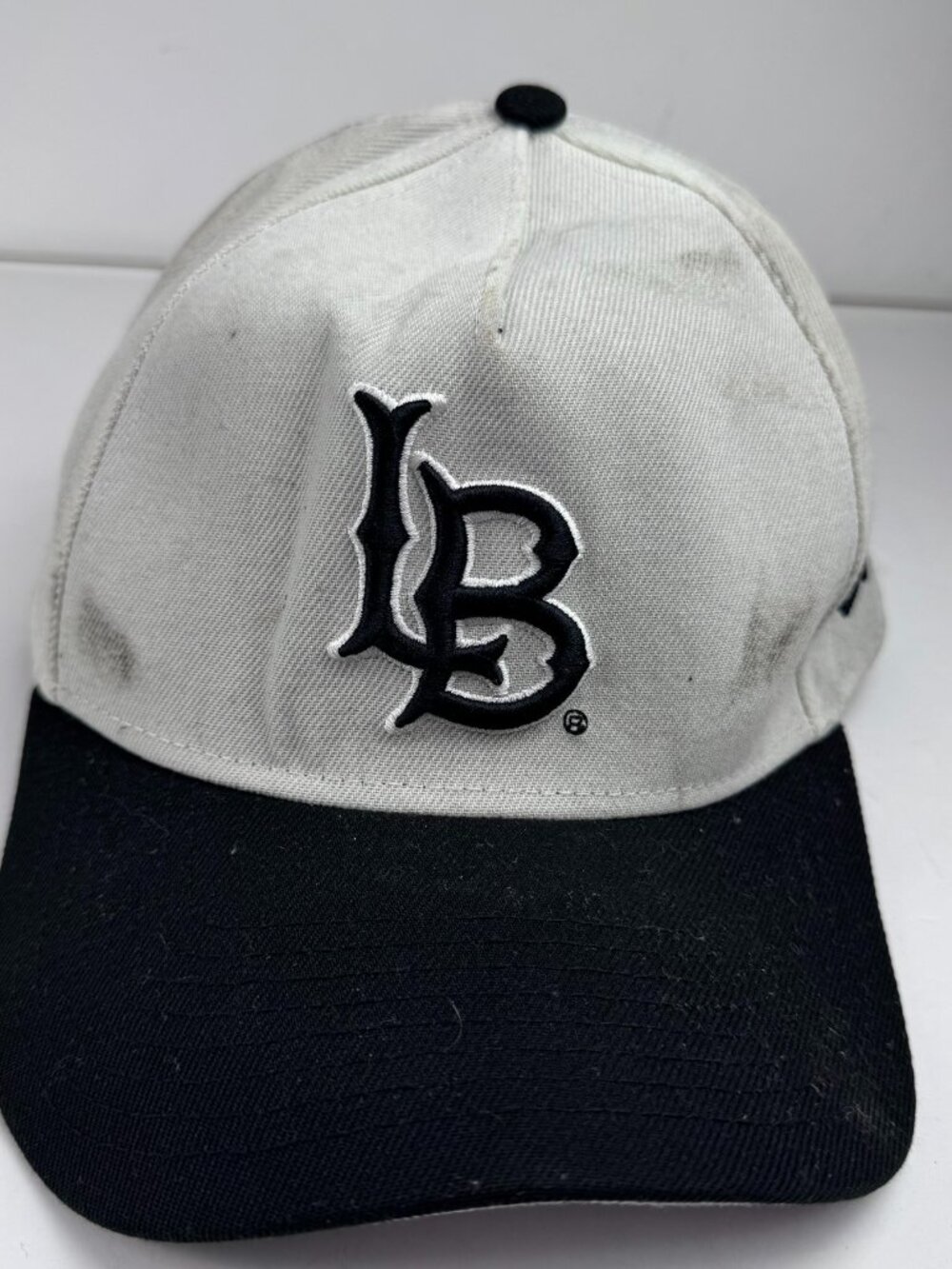 New Era 9FORTY LB Long Beach State Snapback Baseball Cap Gray Black AS IS Stain